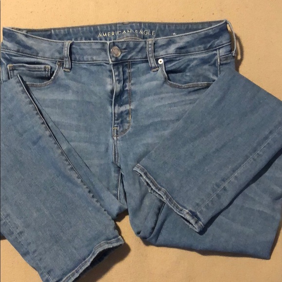 Light Blue AE Jeans - Picture 1 of 9